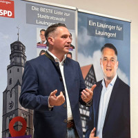 P. Barfuß beim Bürgergespräch in Faimingen